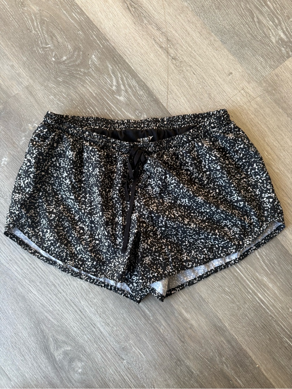 Old Navy Black with White Speckle Athletic Shorts